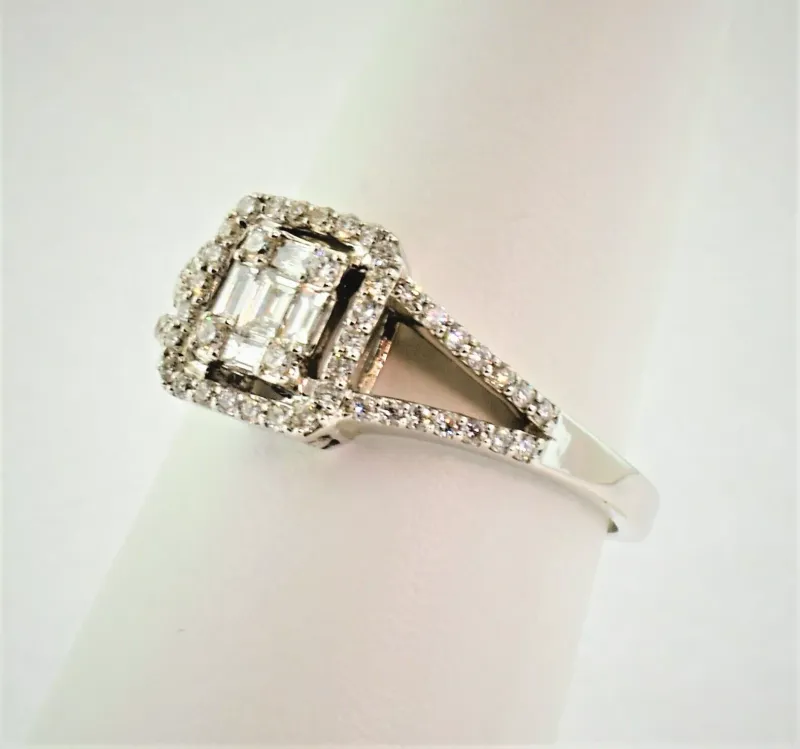 18k White Gold Halo Engagement Ring Baguette & Round Diamonds Compose the Center