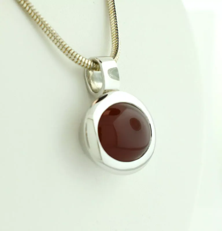 Joryel Vera Sterling Silver Carnelian Pendant