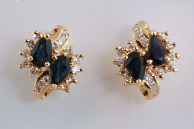 Sapphire and diamond  Earrings