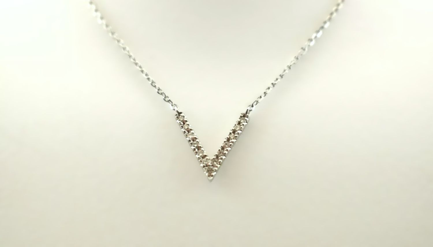 V Shaped Diamond and 14K White Gold Pendant and Chain