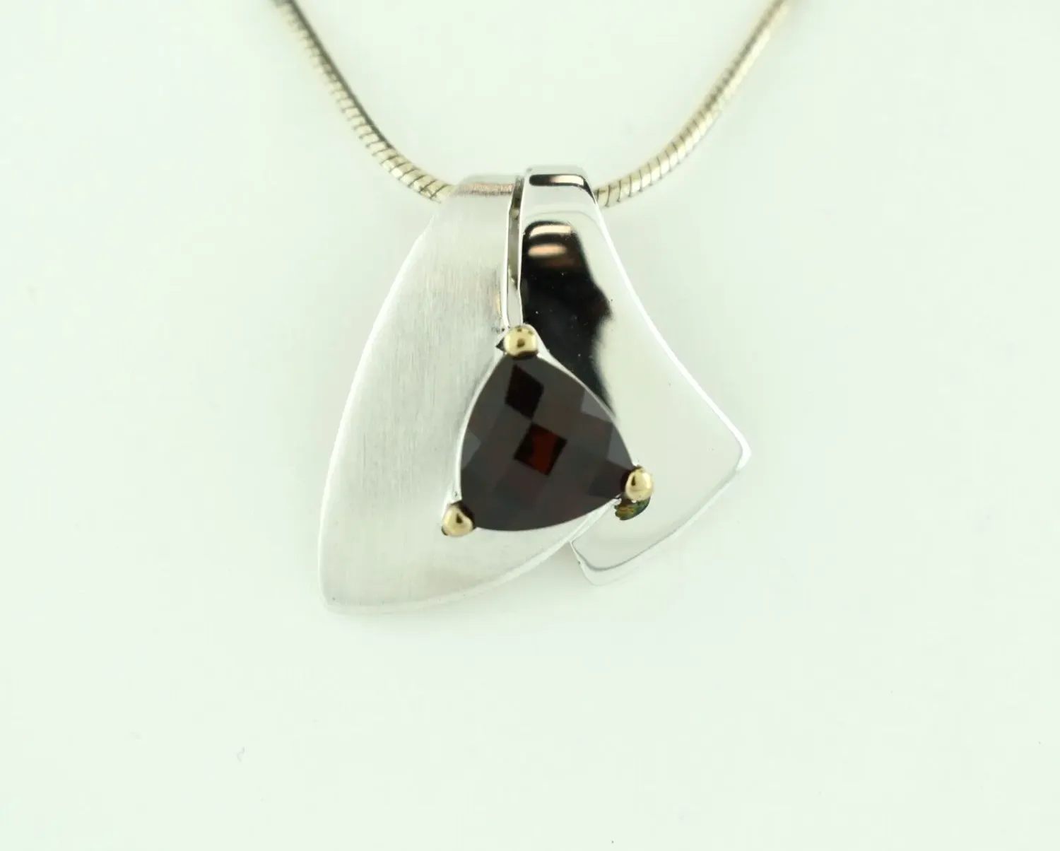 Joryel Vera Premium Quality Designer Sterling Silver Garnet Pendant