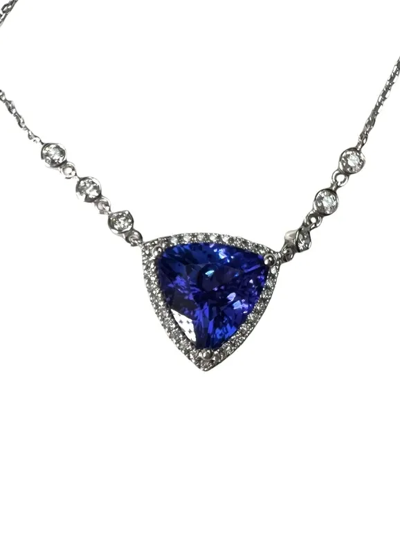 TANZANITE AND DIAMOND PENDANT