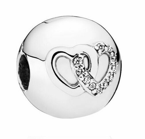 PANDORA - Interlocked hearts clip in sterling silver with 22 micro bead-set clear cubic zirconia