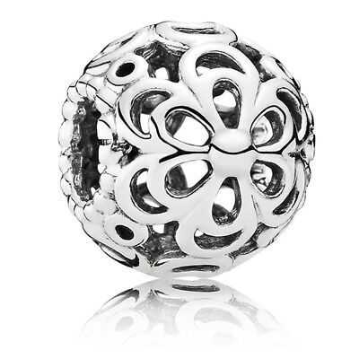 PANDORA - Picking Daisies charm