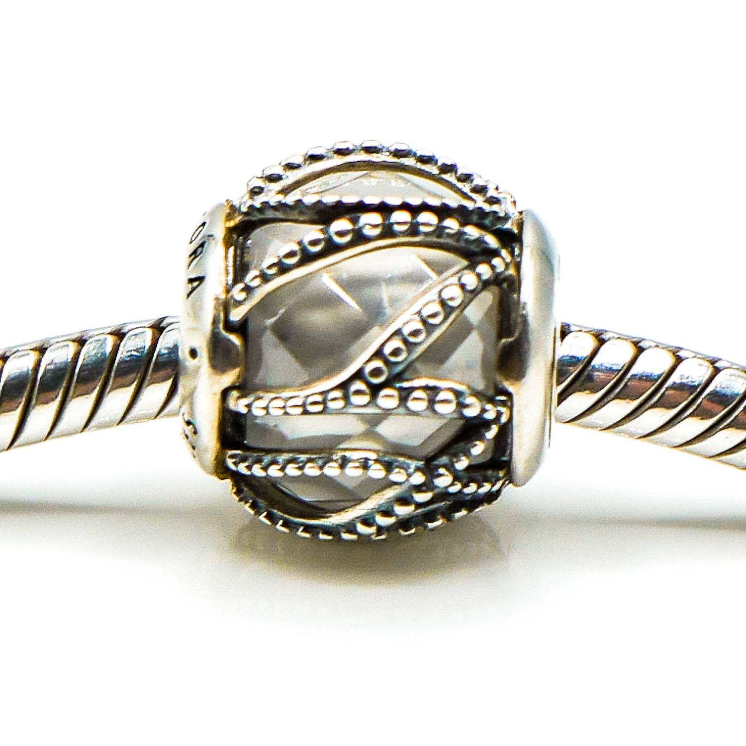 PANDORA - Charm Intertwining Radiance with Encased Faceted Clear CZ