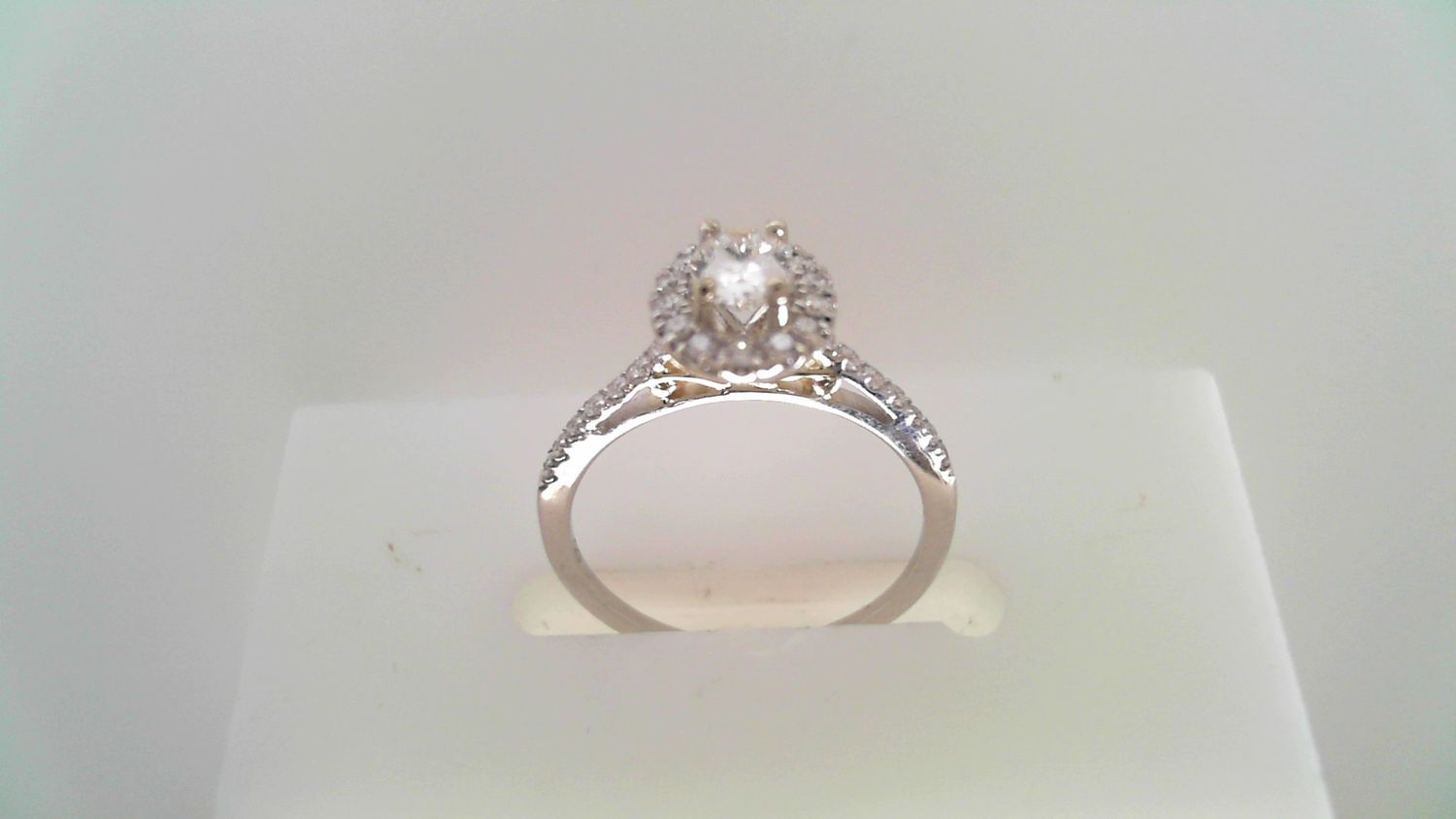Diamond Engagement Ring