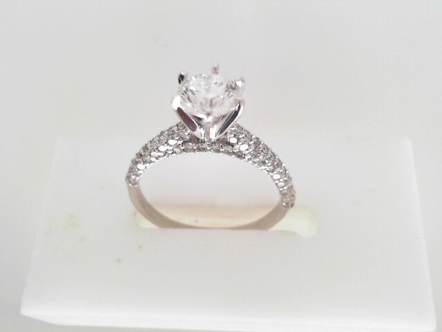 Round Brilliant Diamond Engagement Ring