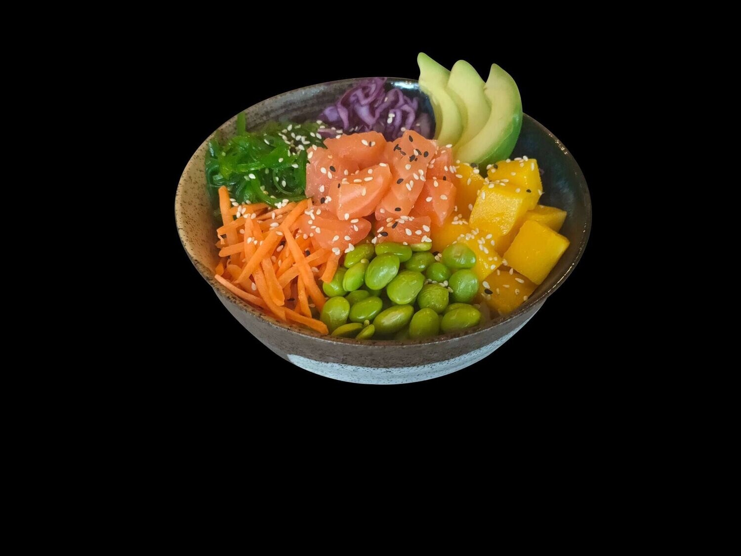 Sake Bowl SushiReis mit Lachs, Avocado, Edamame, Wakame, Mango