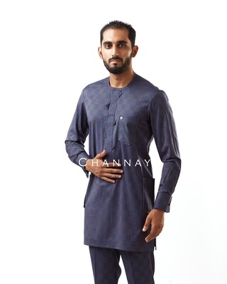 Triangular step flap kaftan with side pockets
