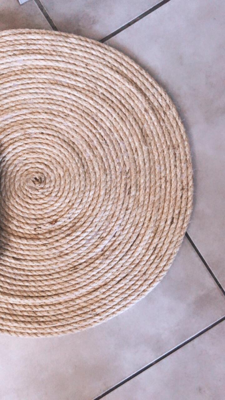 TWIRL BOX
