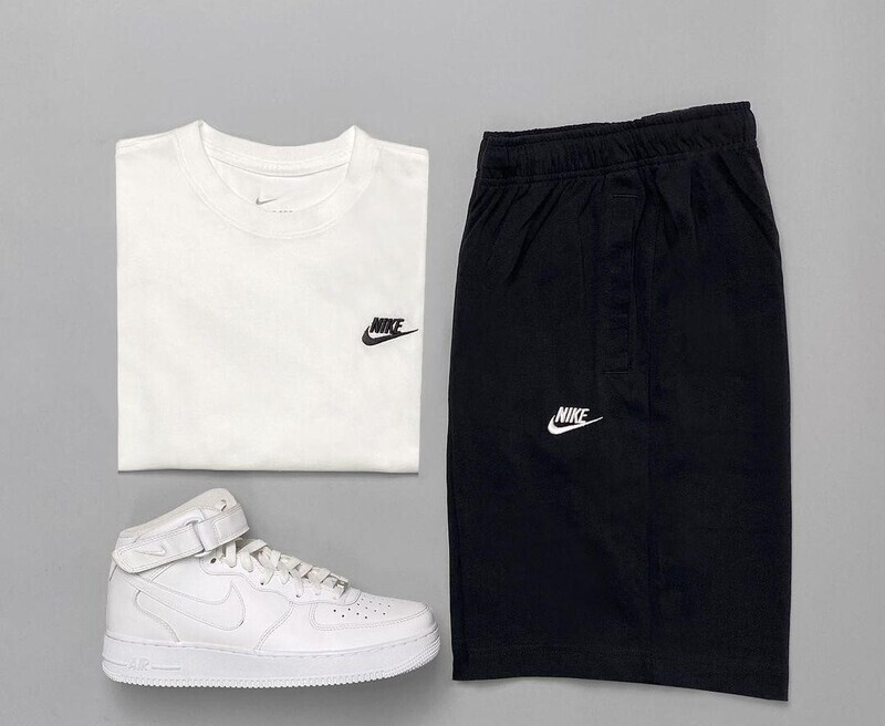 Completo Nike