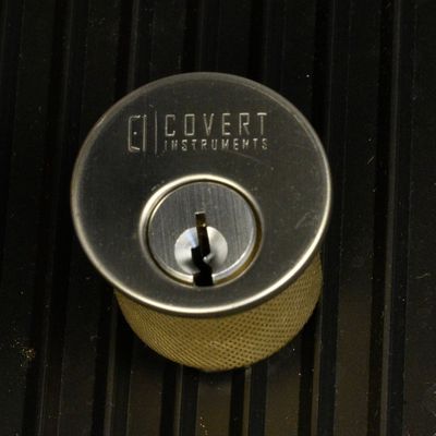 TOOOL Equipment - The Open Organisation Of Lockpickers