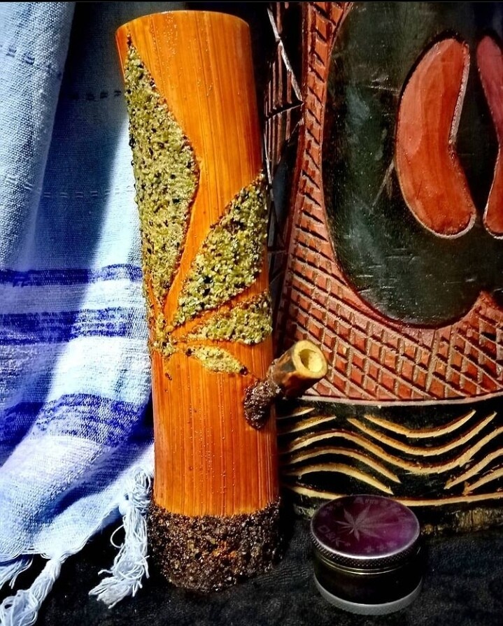Medium Bong
