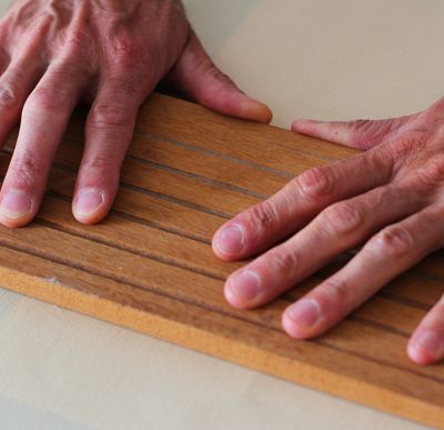 Sculptures / Paper / Goods