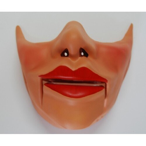 Blabbermouth Mask Betty