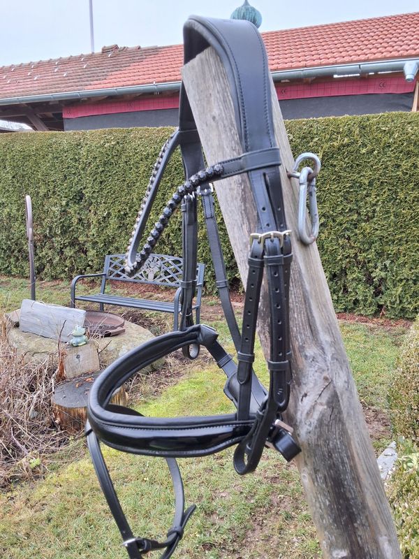 Trense Norton Royal - schwedisch kombiniert schwarz Trense Norton Royal - schwedisch kombiniert schwarz