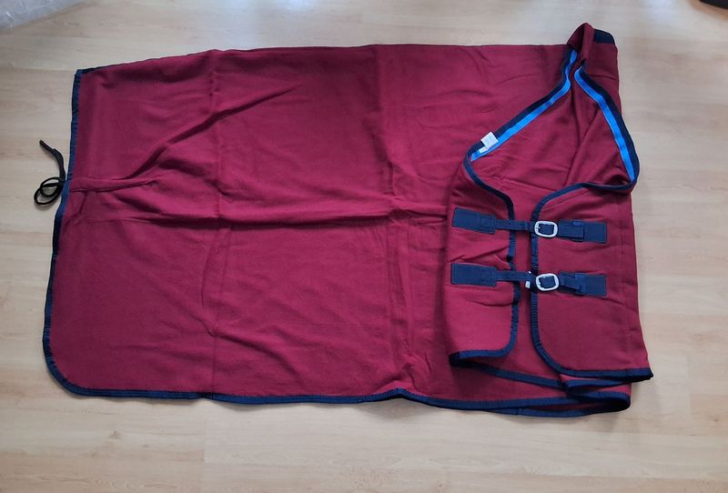 Abschwitzdecke Gr. 165 cm weinrot