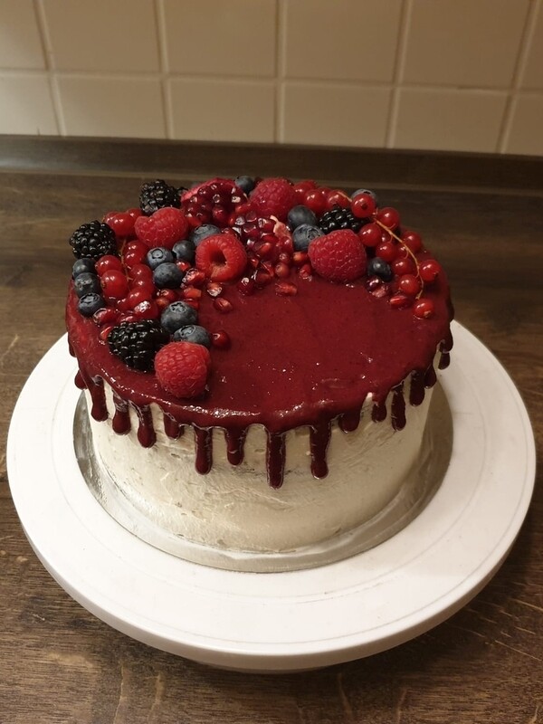 Mohn-Waldbeeren-Torte Mohn-Waldbeeren-Torte