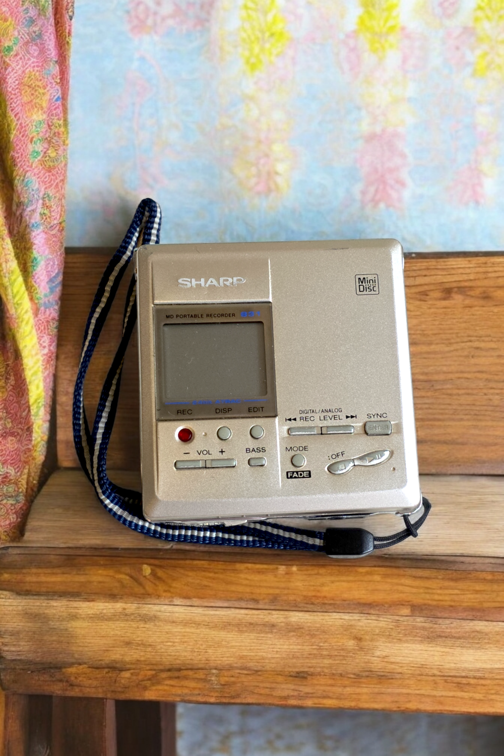 Sharp MD-MT831