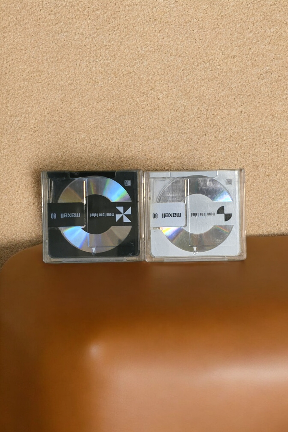 Maxell Mono Tone Label &quot;glow in the dark&quot; 80 min disc (Set of 2)