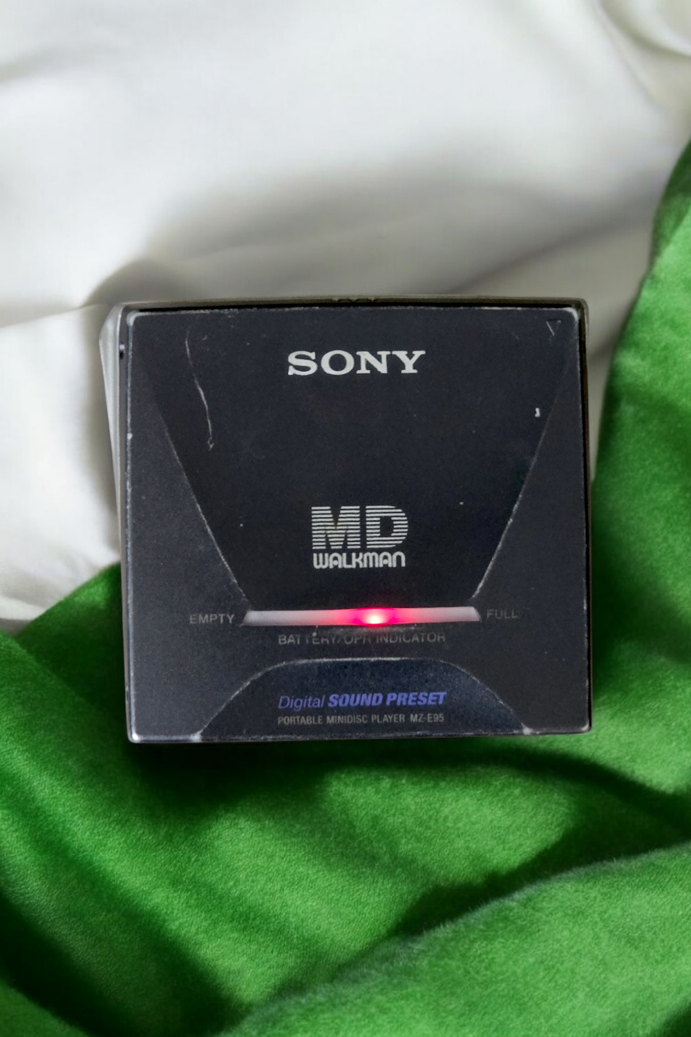 Sony MZ-E95