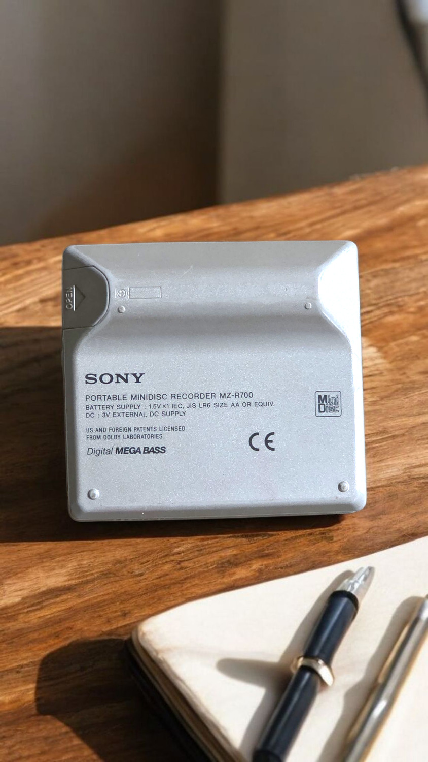 Sony MZ-R700