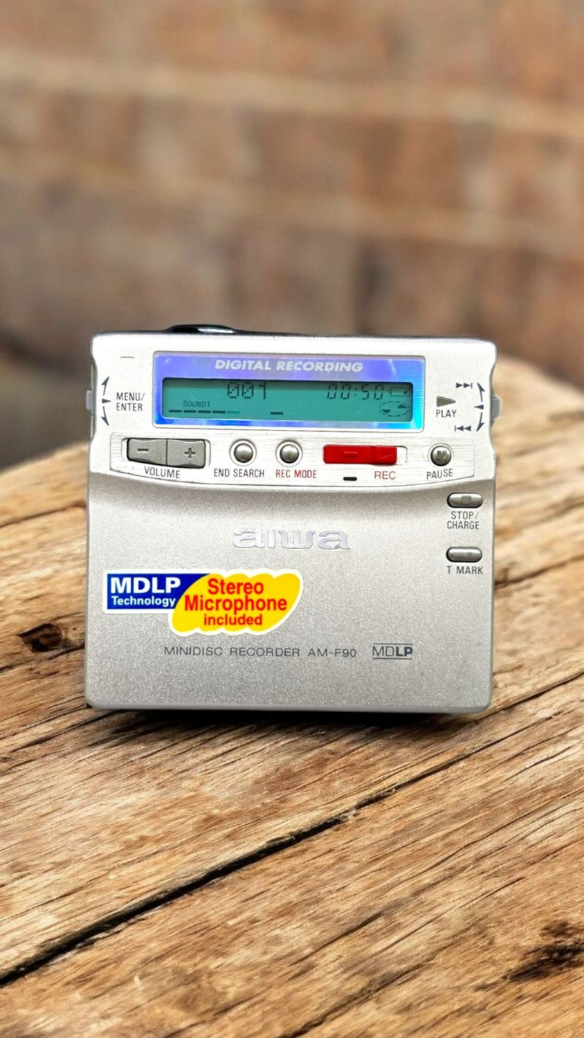 Aiwa AM-F90