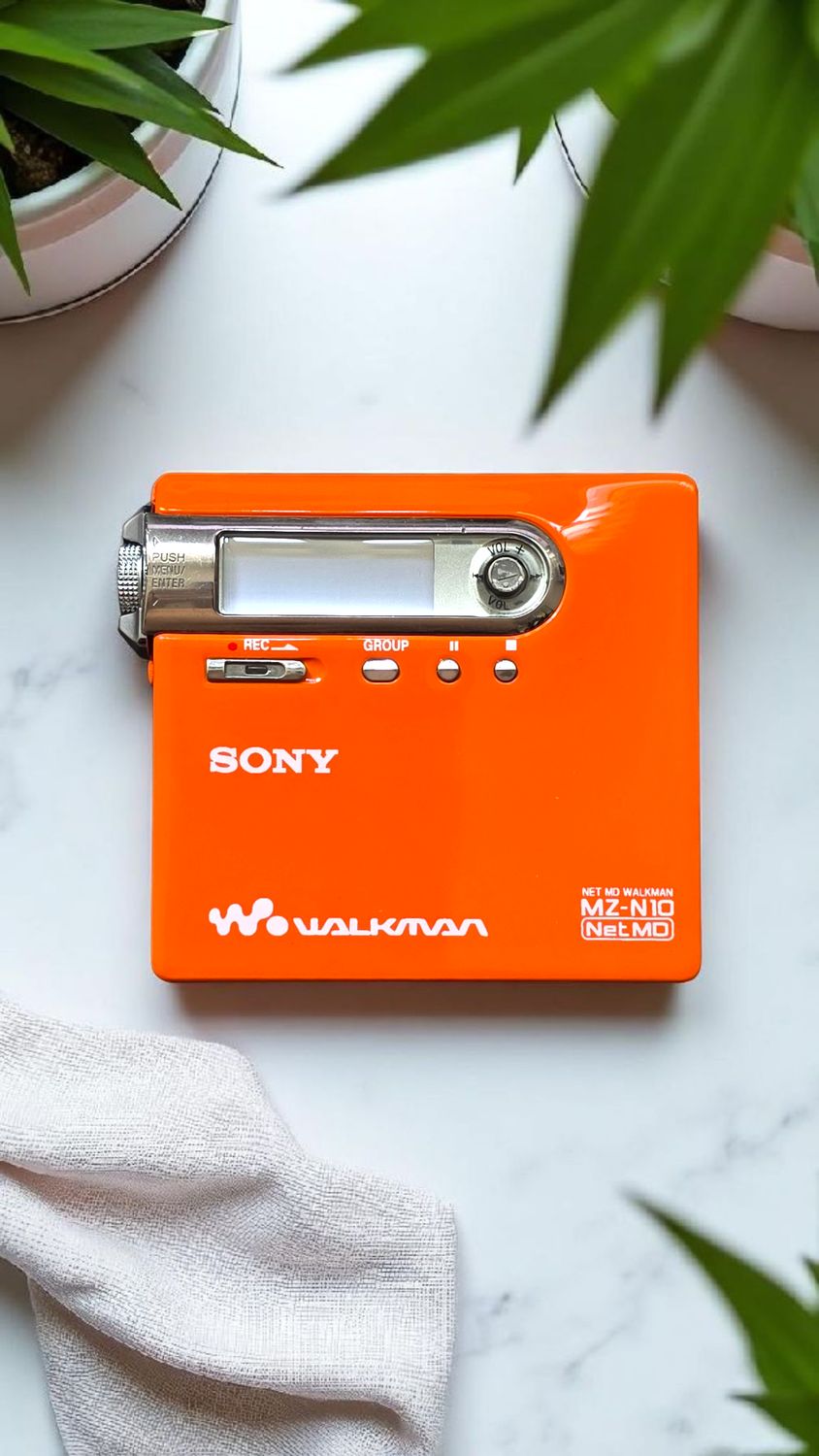 Recoloured Sony Orange MZ-N10