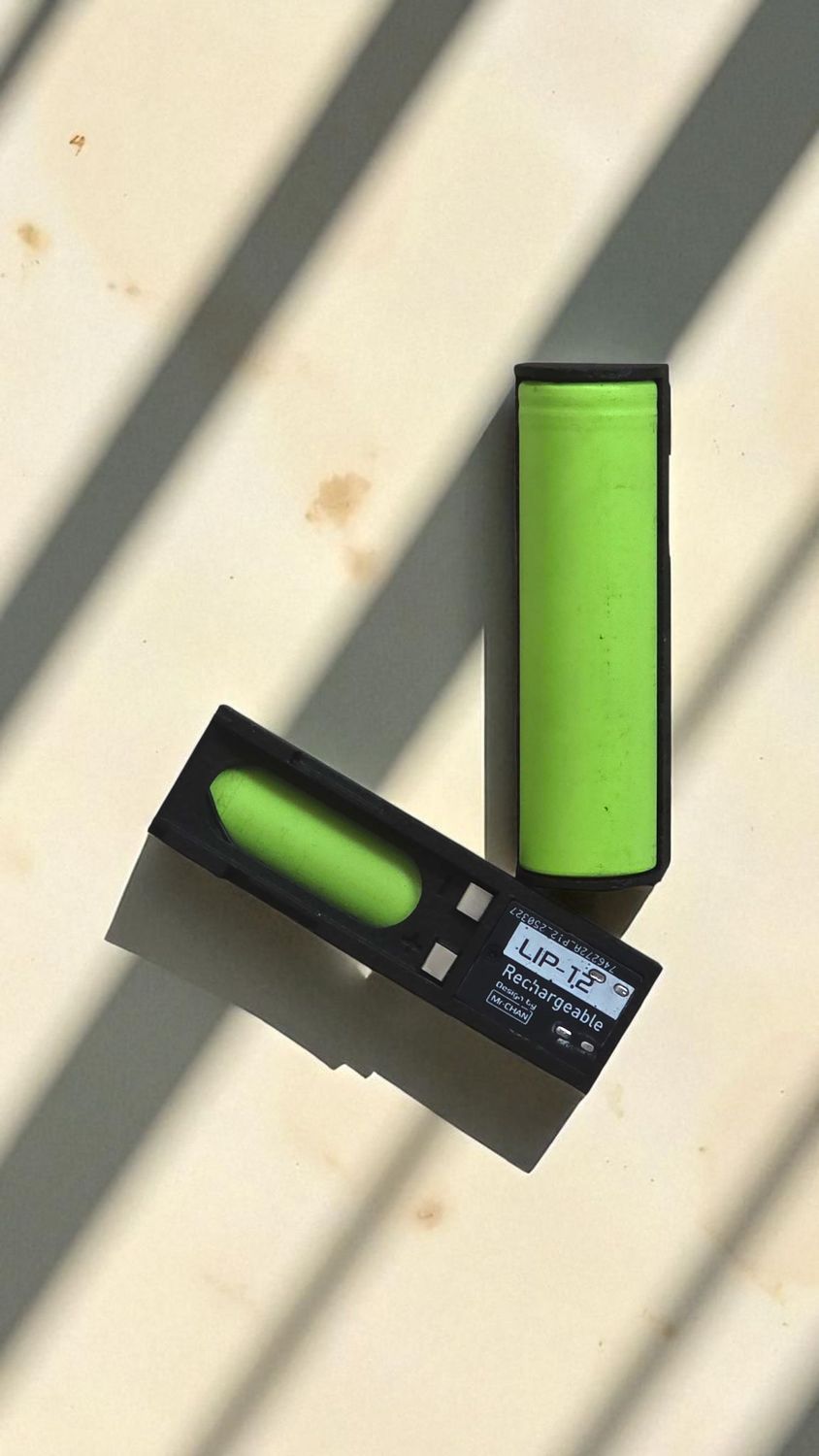 USB Chargeable LIP-12