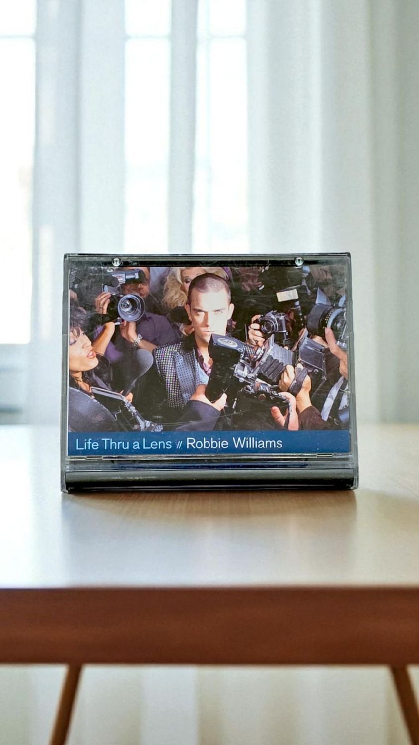 Robbie Williams - Life Thru A Lens