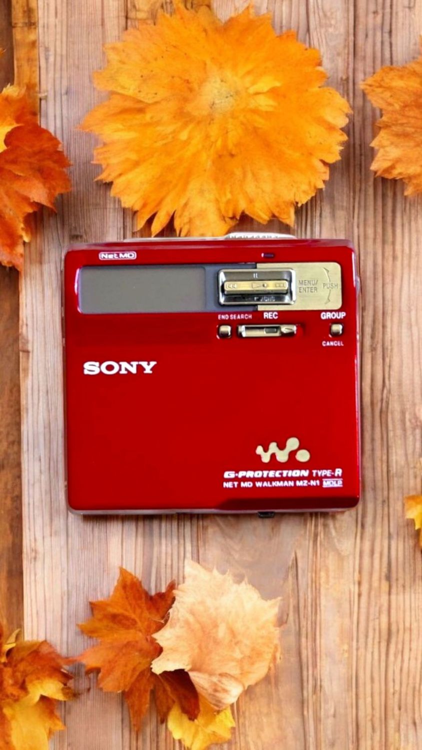 Recoloured Red Sony MZ-N1