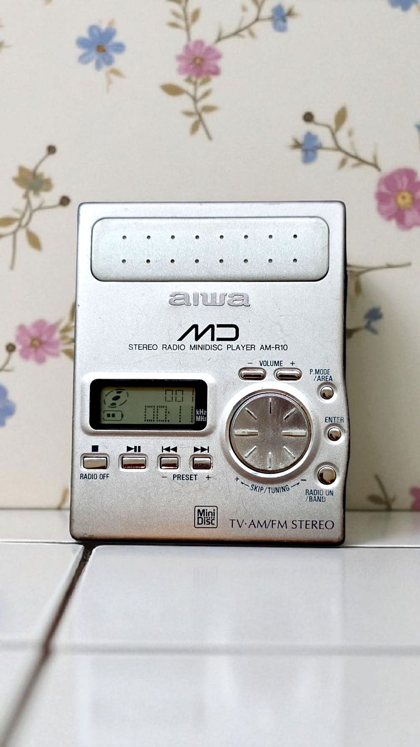 Aiwa AM-R10