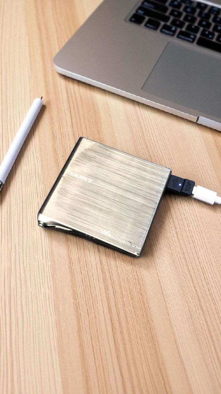 MZ-E10 Charging Adapter