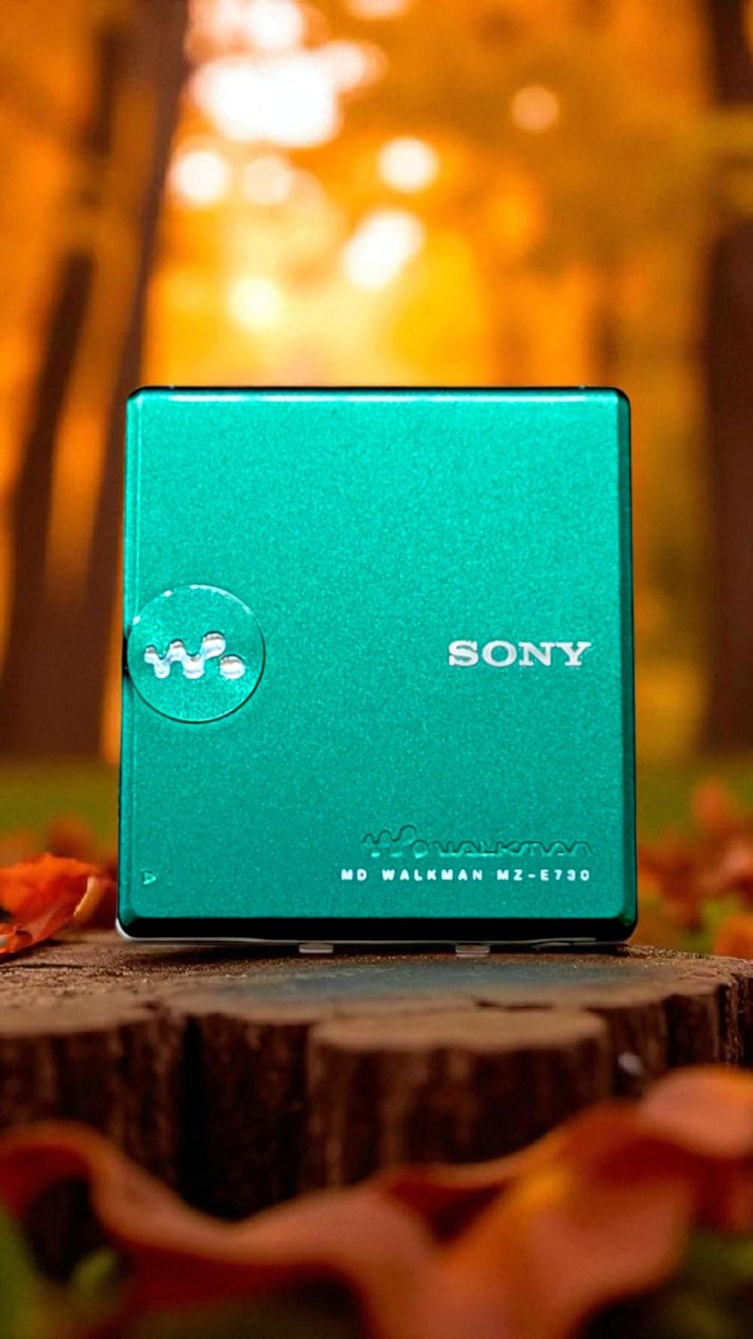 Recoloured Sony Green MZ-E730
