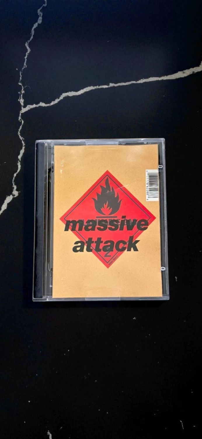 Massive Attack - Blue Lines