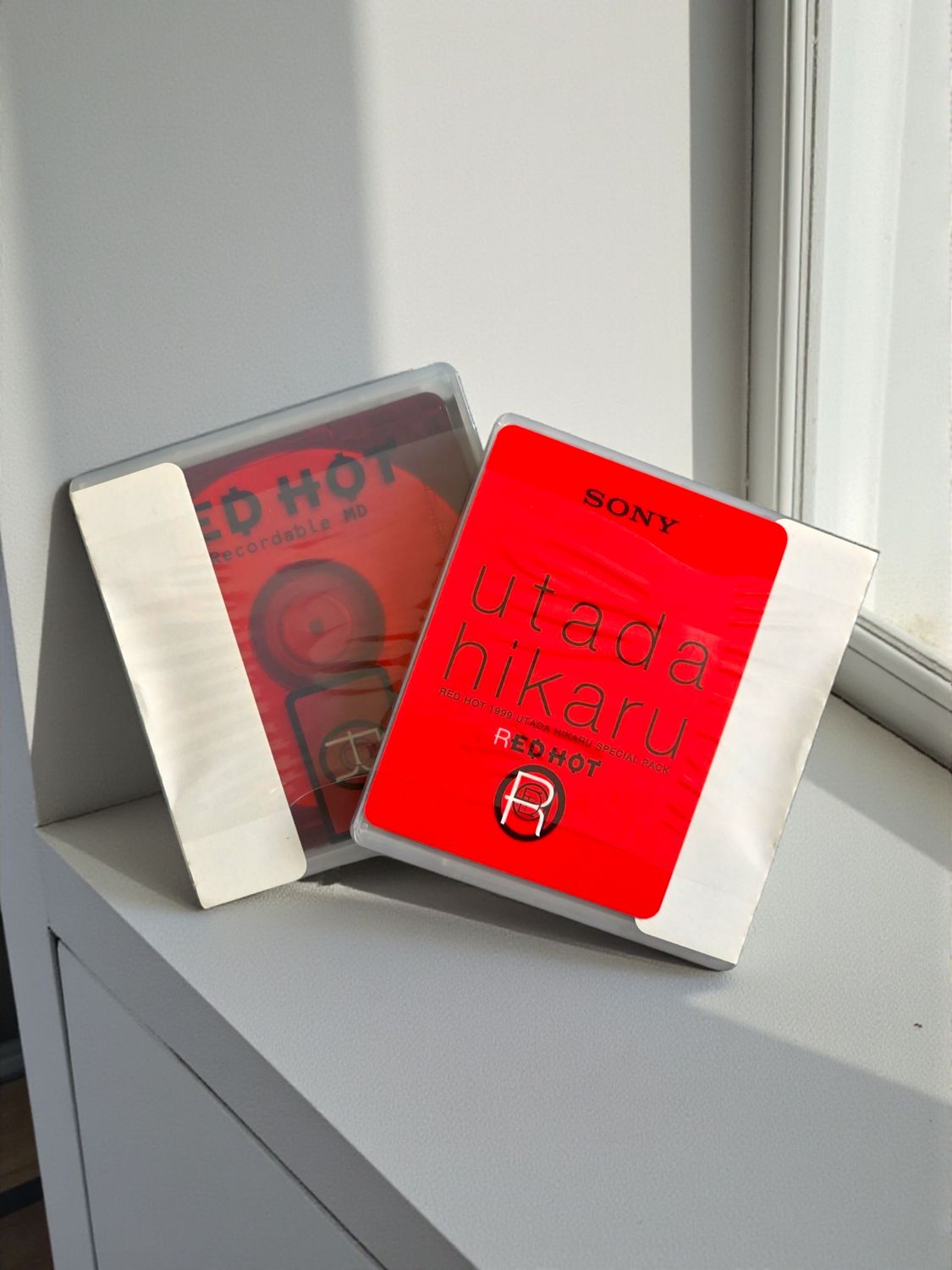 Sony Utada Hikaru Red Hot (set of 2)