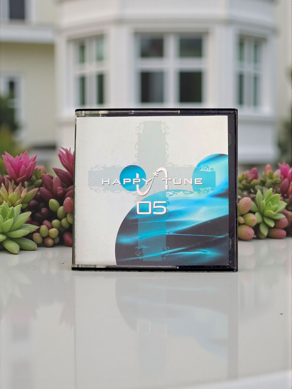 Pioneer - Happy Tunes 5