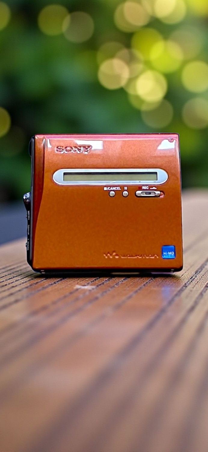 Recoloured Sony Bronze MZ-NH1