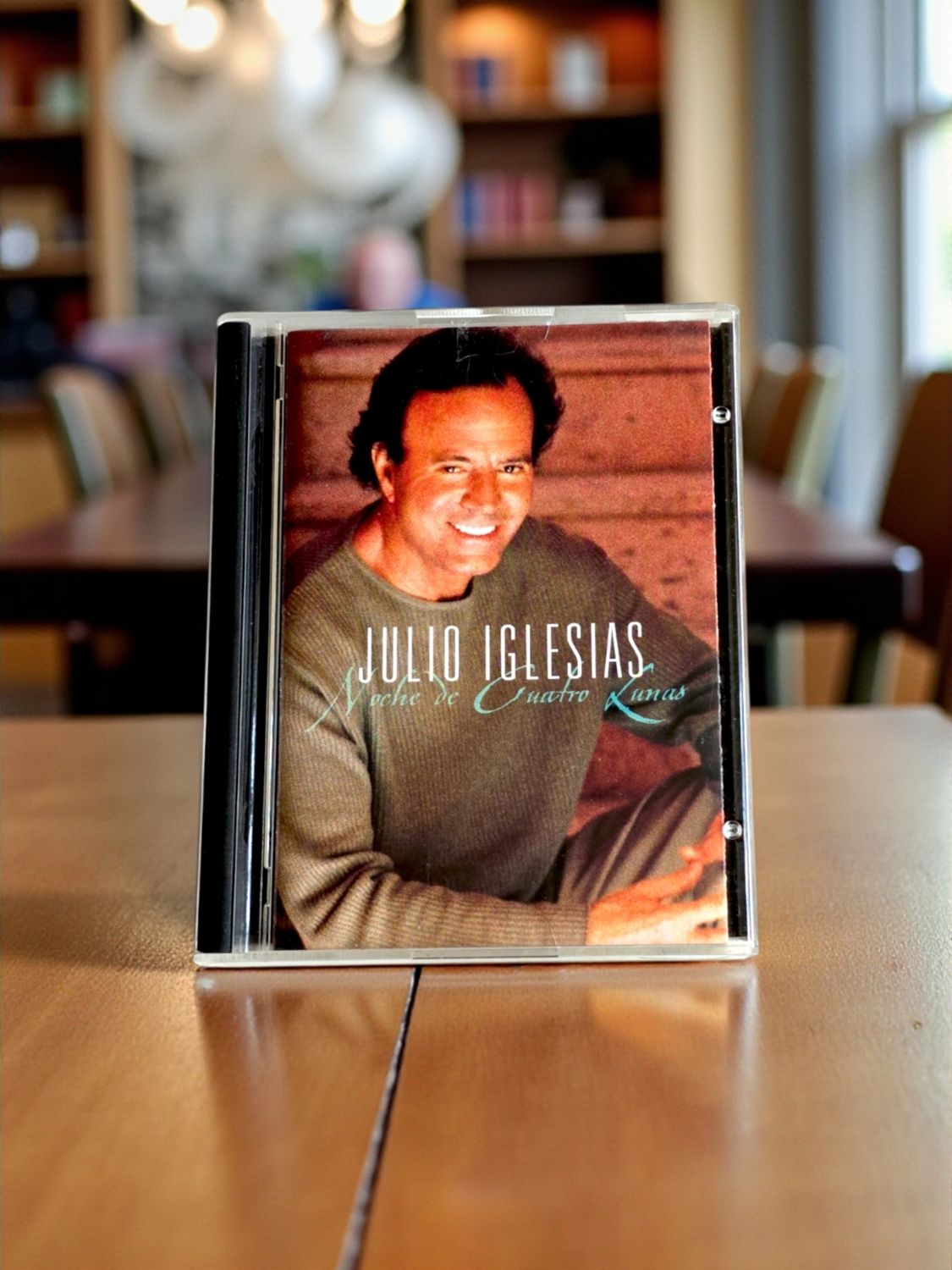 Julio Iglesias - Noche de Cuatro