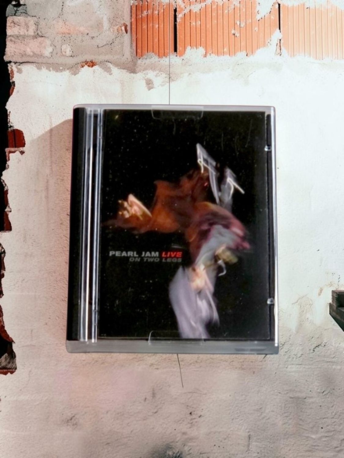 Pearl Jam - Live On Two Legs