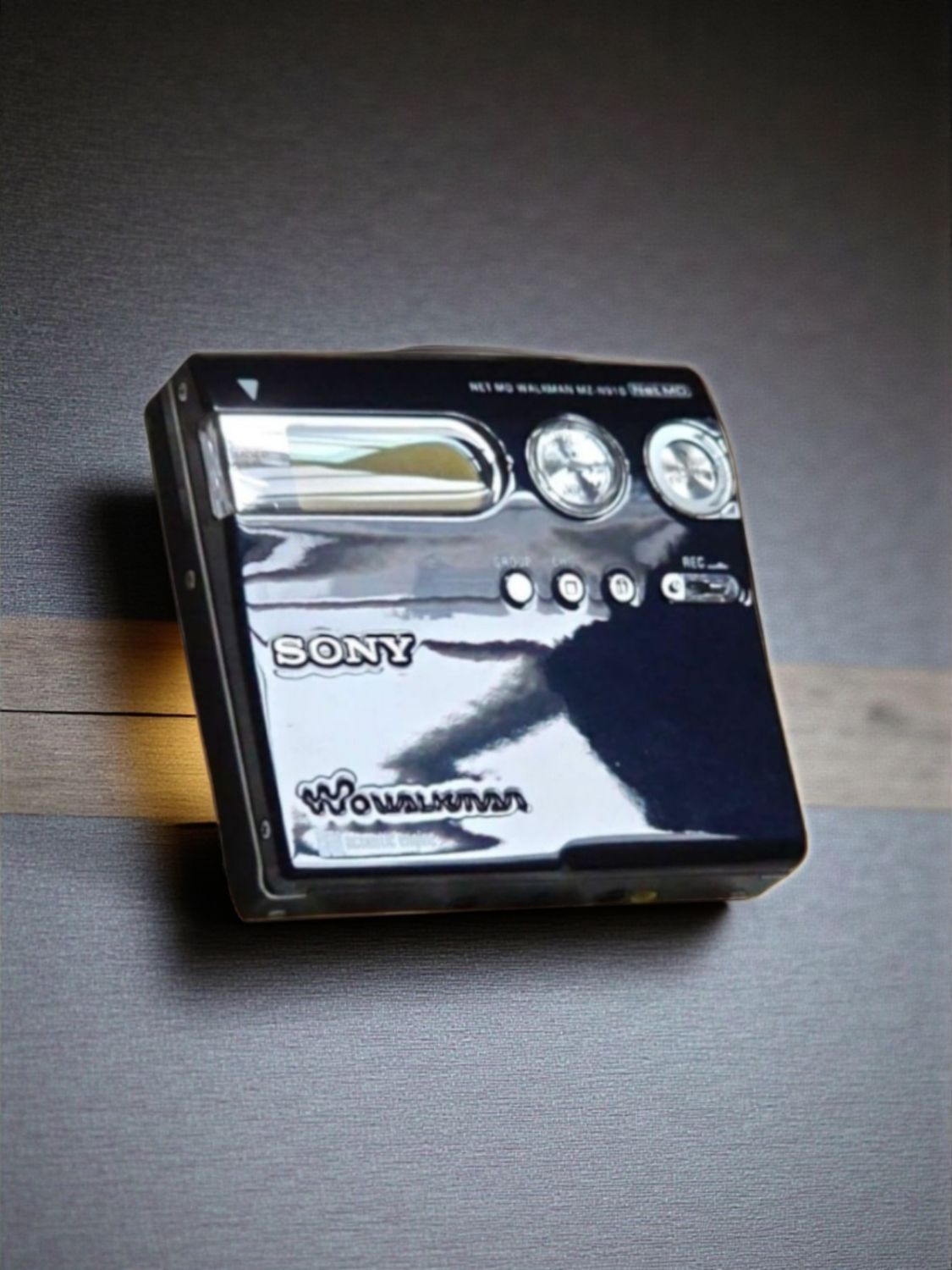 Recoloured Black Sony MZ-N910