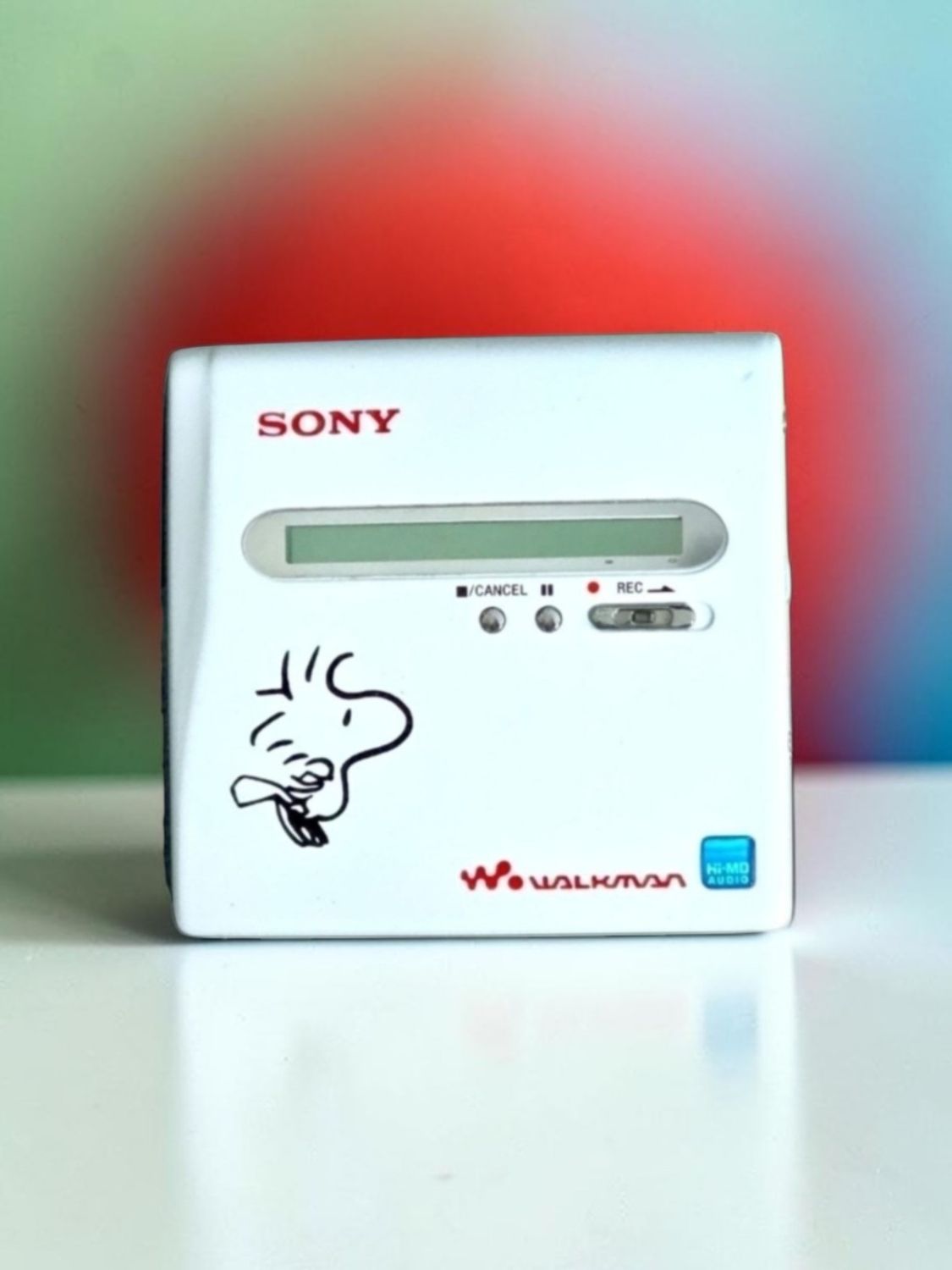 Matt White Peanuts Themed Sony MZ-NH1
