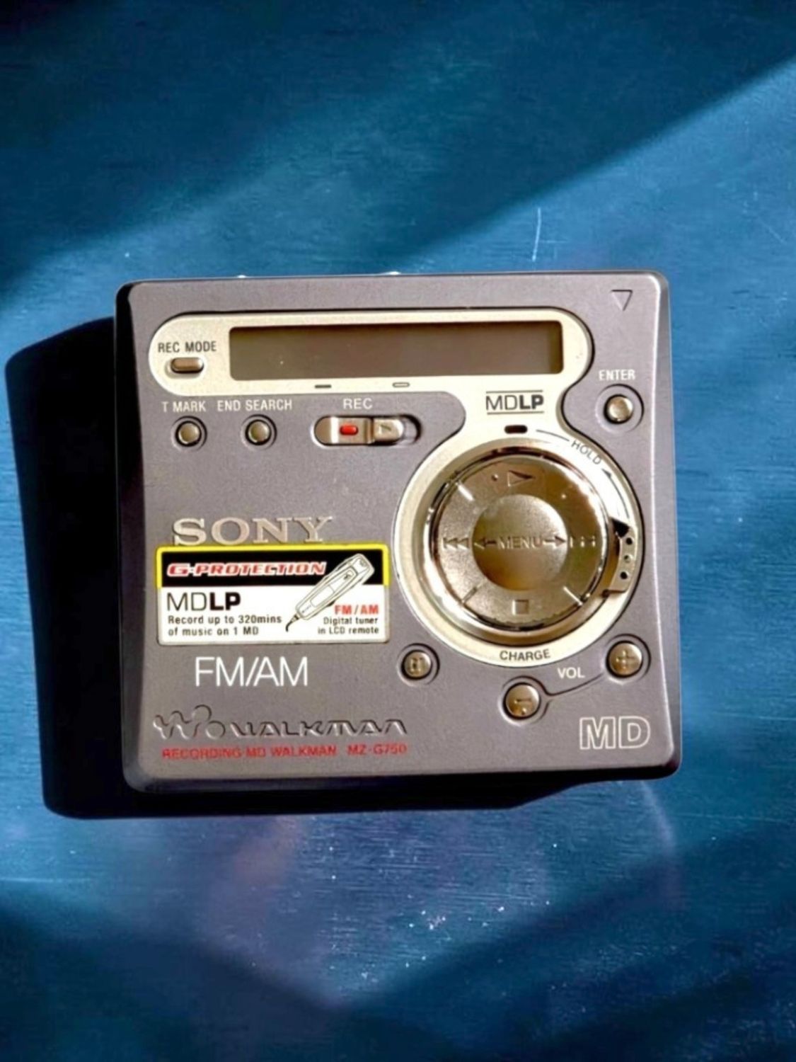 Sony MZ-G750