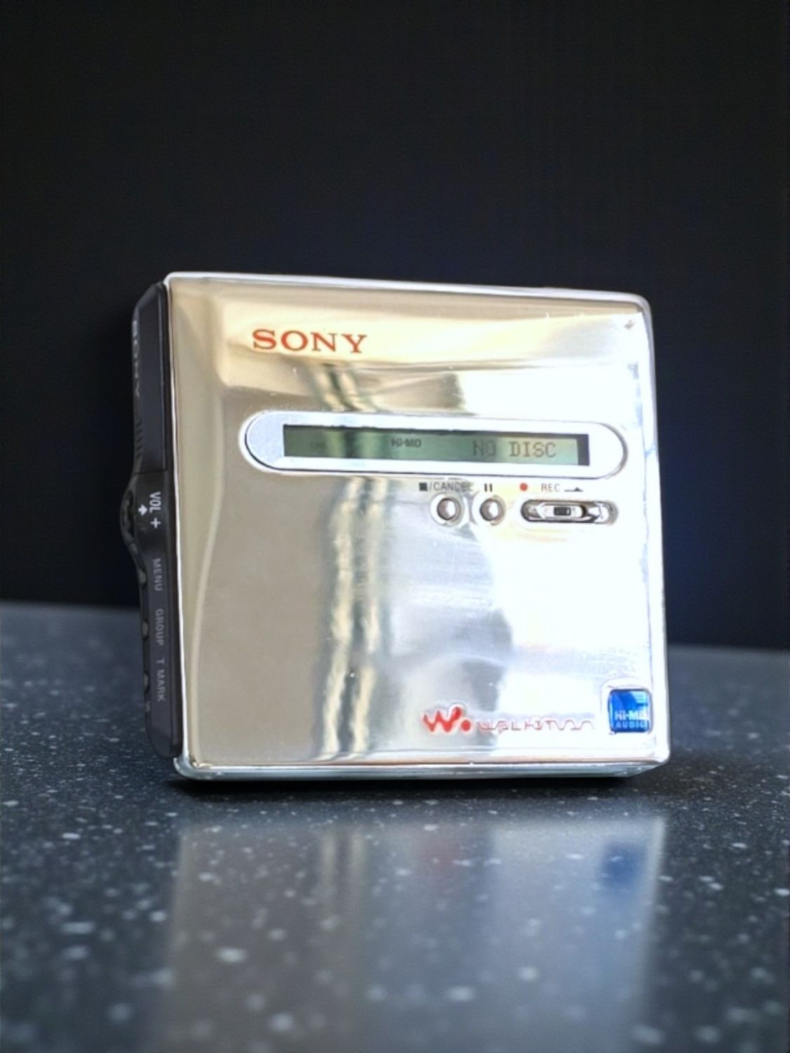 Modded Chrome Sony MZ-NH1