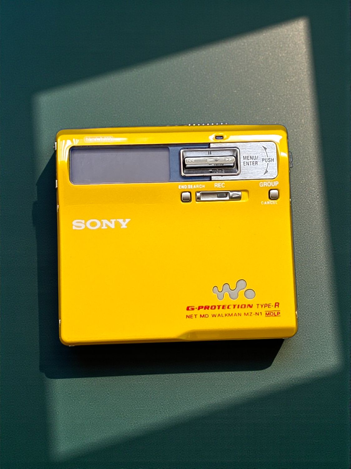 Recoloured Yellow Sony MZ-N1