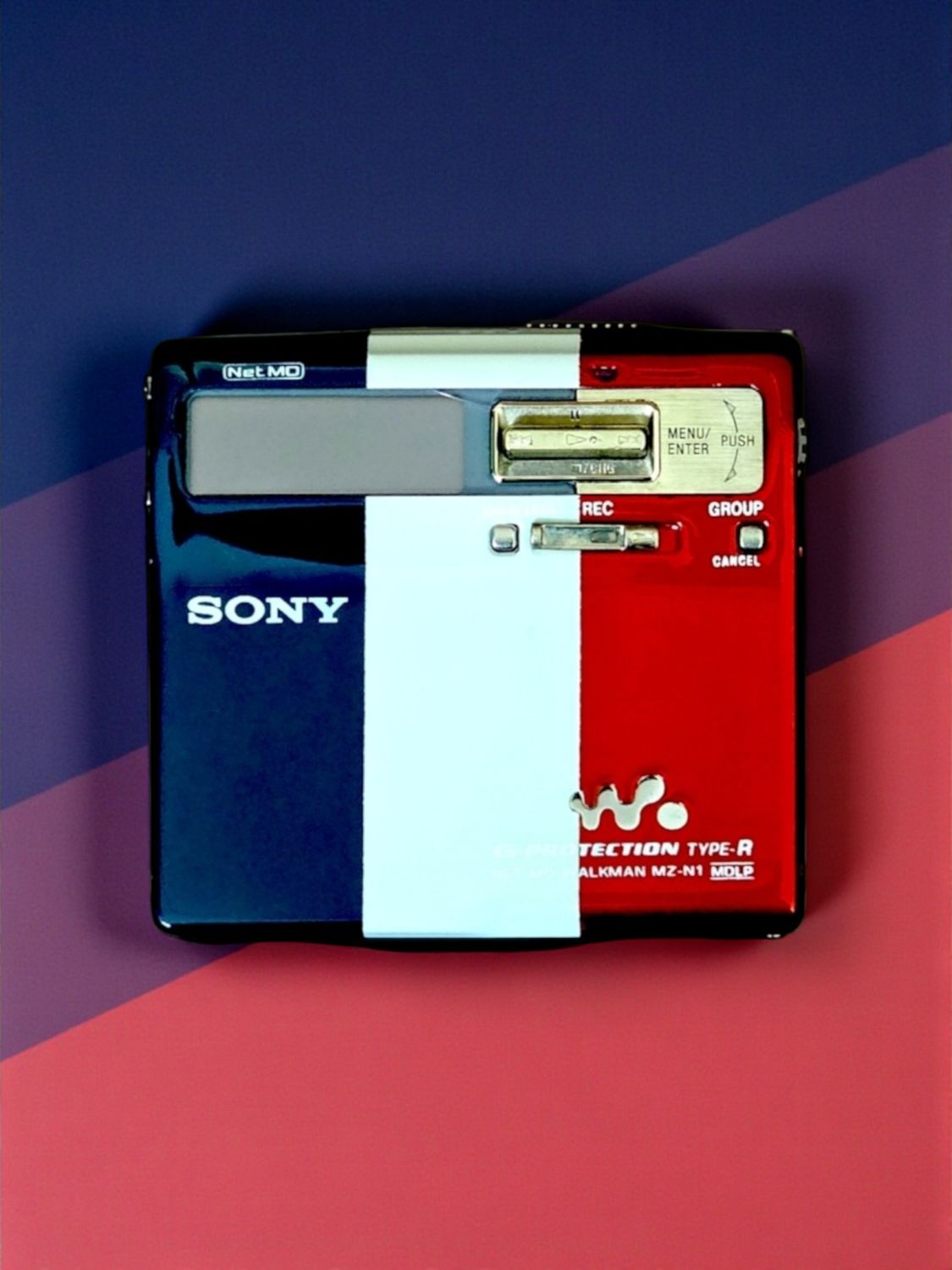 Recoloured Tri-colour Sony MZ-N1