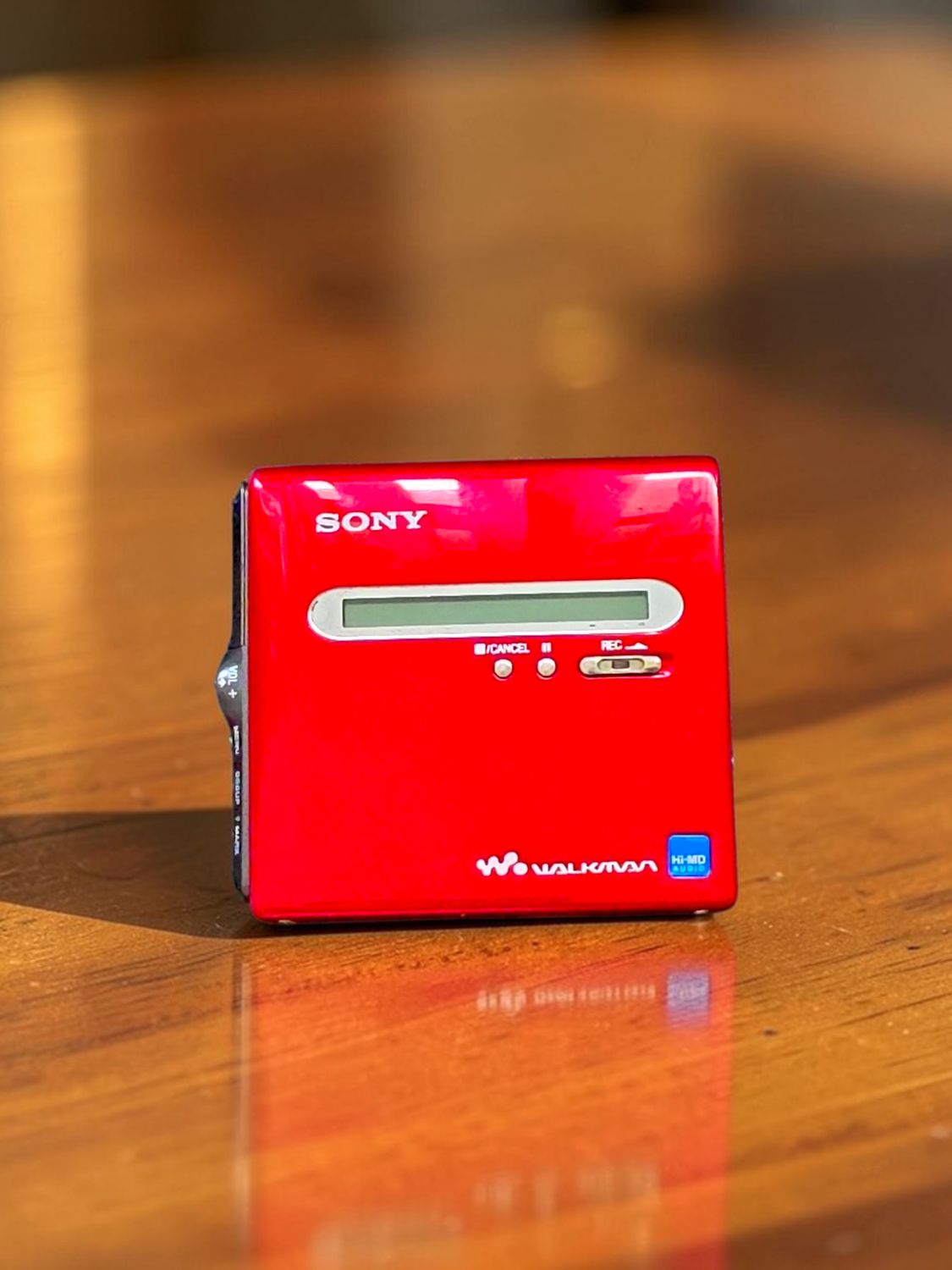 Recoloured Fiery Red Sony MZ-NH1