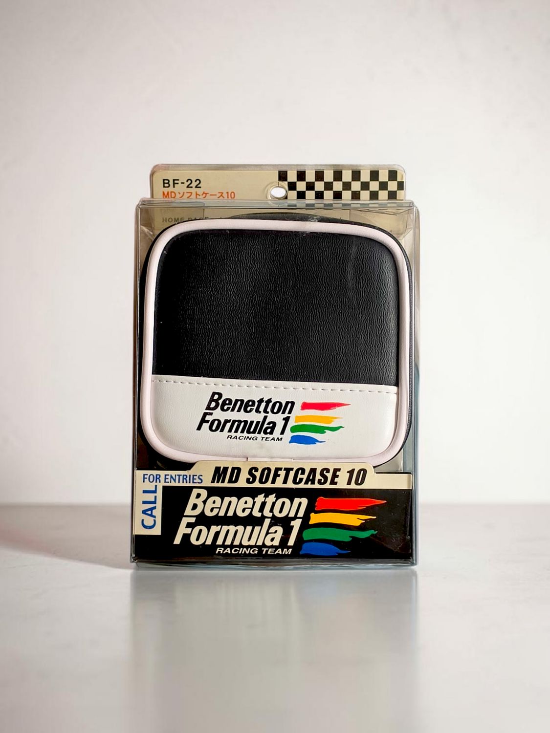 Beeston Faux Leather Black and White 10-Disc Carrier