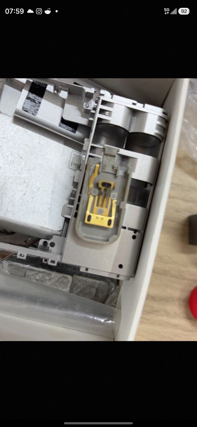 Battery lid for MZ-R37