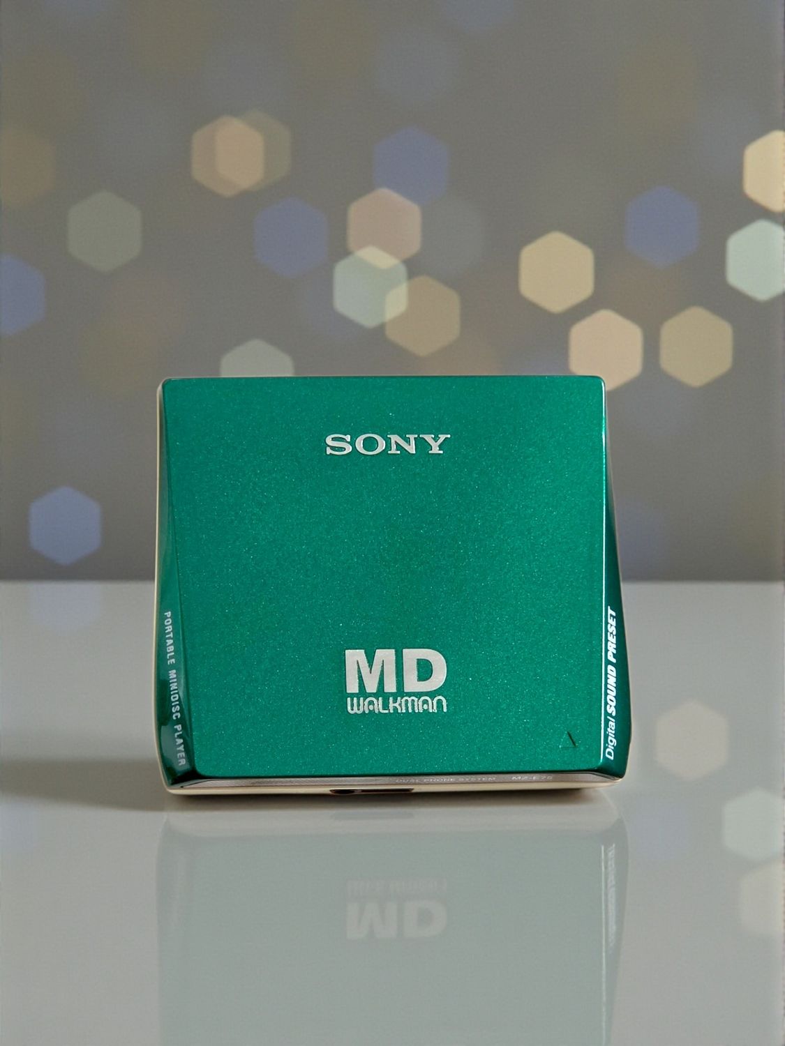 Recoloured Green Sony MZ-E75